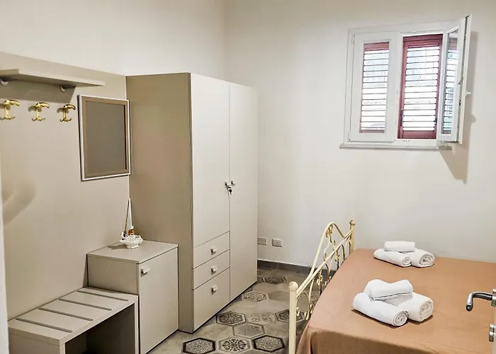 Jasmine House Ustica Heart * Isola di Ustica